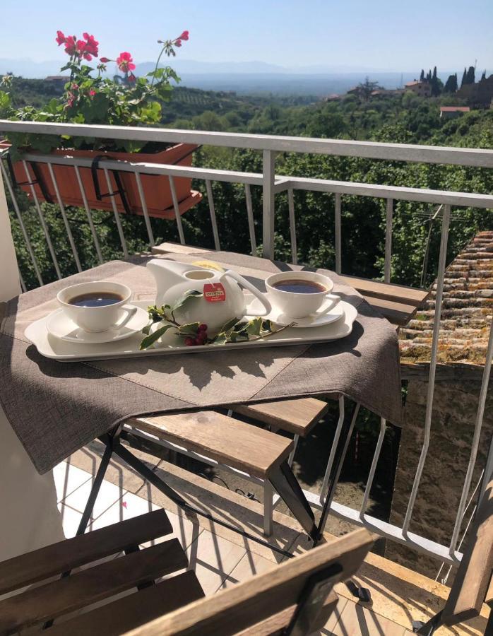 Fiori E Farfalle Apartment Caprarola Bagian luar foto